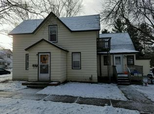 1020 13th Ave E, Menomonie, WI 54751