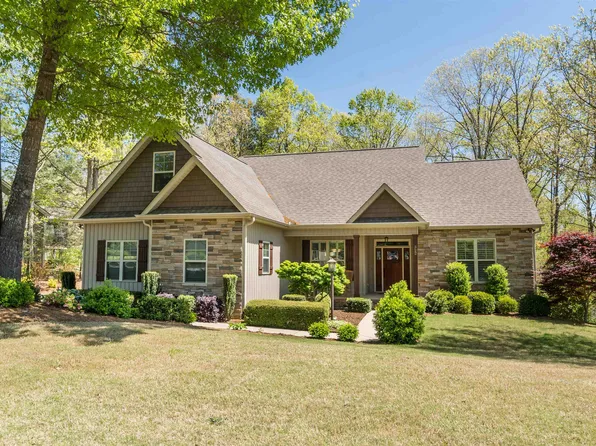 322 Roy Hall Way, Campobello, SC 29322