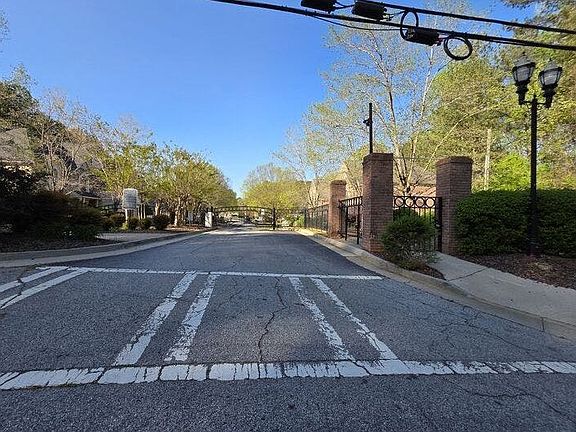 4th image of 110 Beracah Walk SW