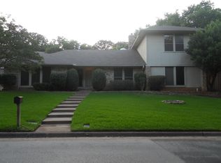 5701 Trails Edge Ct, Arlington, TX 76017