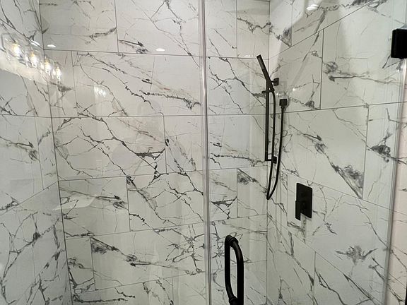 4th image of 33 E Northampton St #301