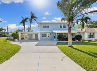 758 95th Ave N, Naples, FL 34108