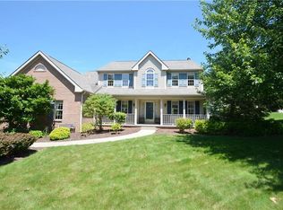 701 Reston Ct, Seven Fields, PA 16046