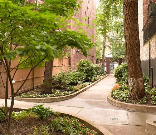 4th image of 108 W 15th St APT 2E