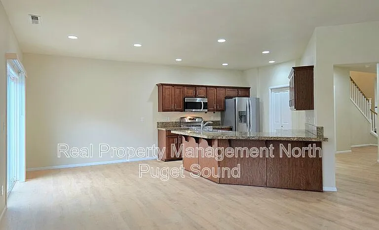 7620 13th St SE — Photo 6