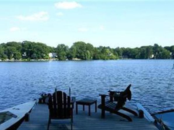 299 Lake Dr APT 1