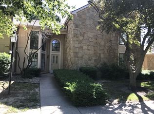 592 Buckskin Ct, Terre Haute, IN 47803