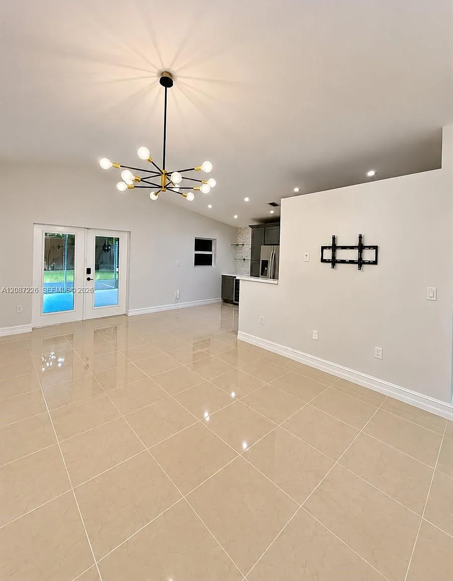 2 bed, 1167 sqft, $3,200 — Photo 3