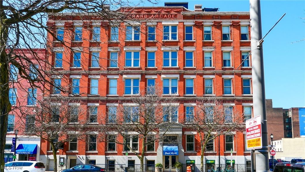Real estate listing image