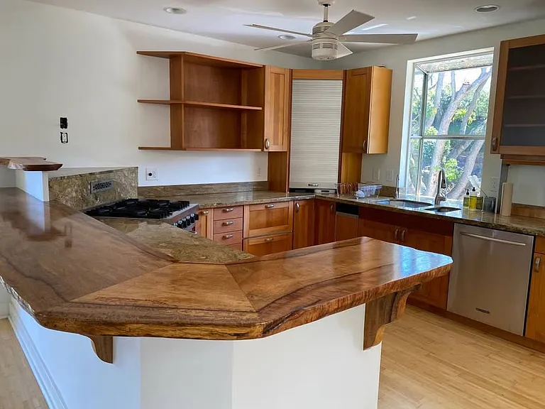1198 Pulehu Rd — Photo 5