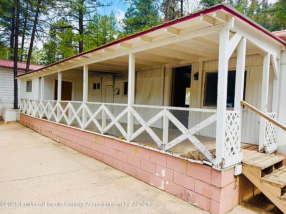 3rd image of 418/420 Paradise Canyon Dr