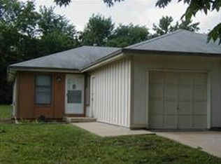427 N Logan St, Olathe, KS 66061