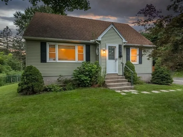 616 Suffield St, Agawam, MA 01001