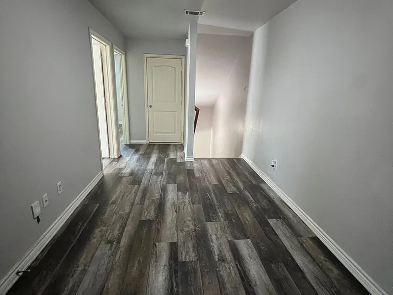 904-906 Parkplace Rdg #906 — Photo 15