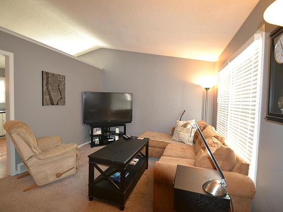 3rd image of 337 Woods Ave