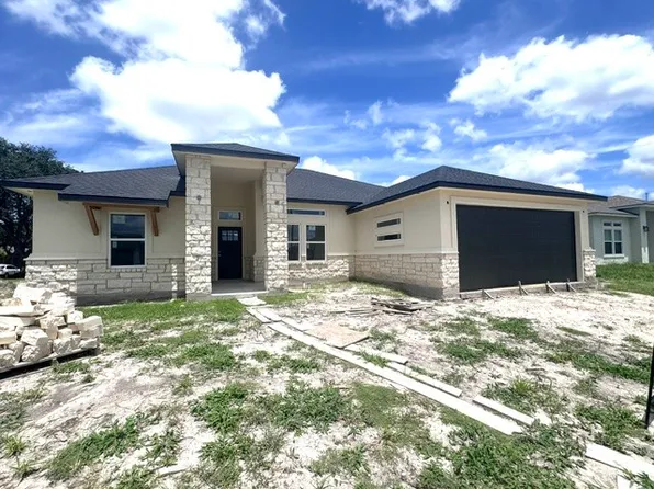 3801 Willow Weep Dr, Corpus Christi, TX 78410