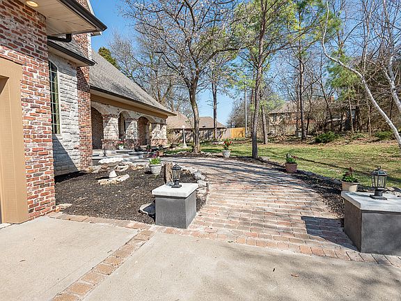 4th image of 2665 W Blakey Street