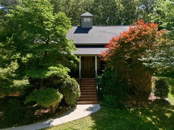 7718 Pearman Quarry Rd, Kernersville, NC 27284