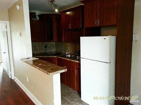 4th image of 1860 Venice Park Dr APT 111