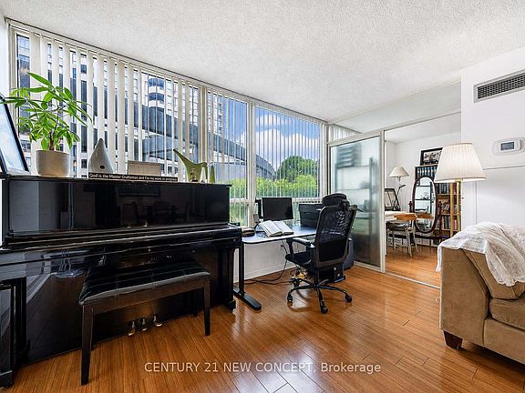 5th image of 5765 Yonge St Penthouse 101