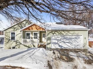 1116 2nd Ave SW, Minot, ND 58701