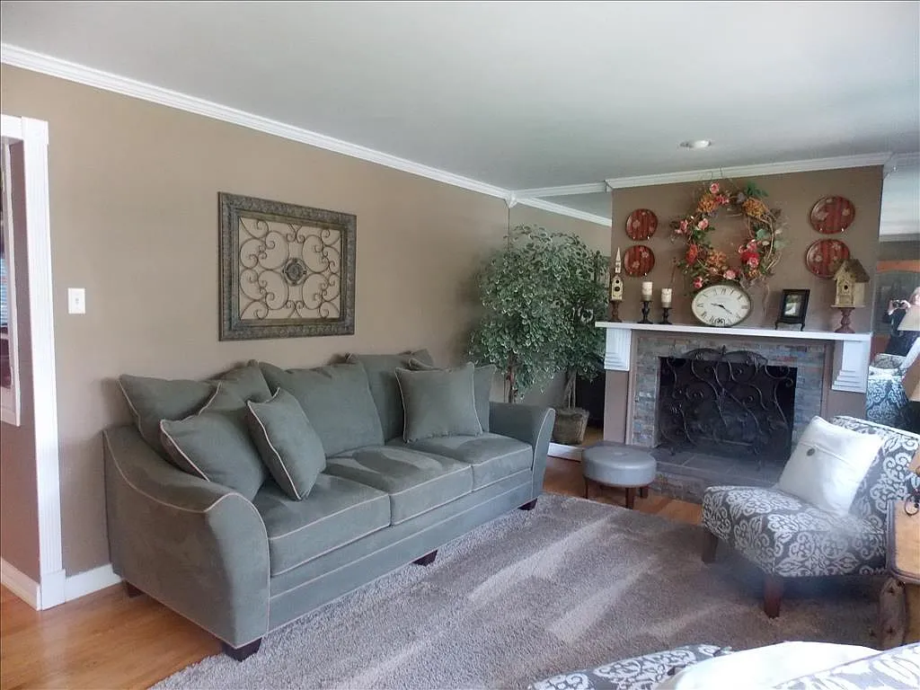 276 Geremma Dr photo 1