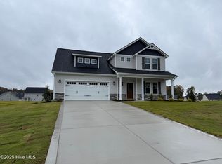 76 Tuskeegee Dr, Smithfield, NC 27577