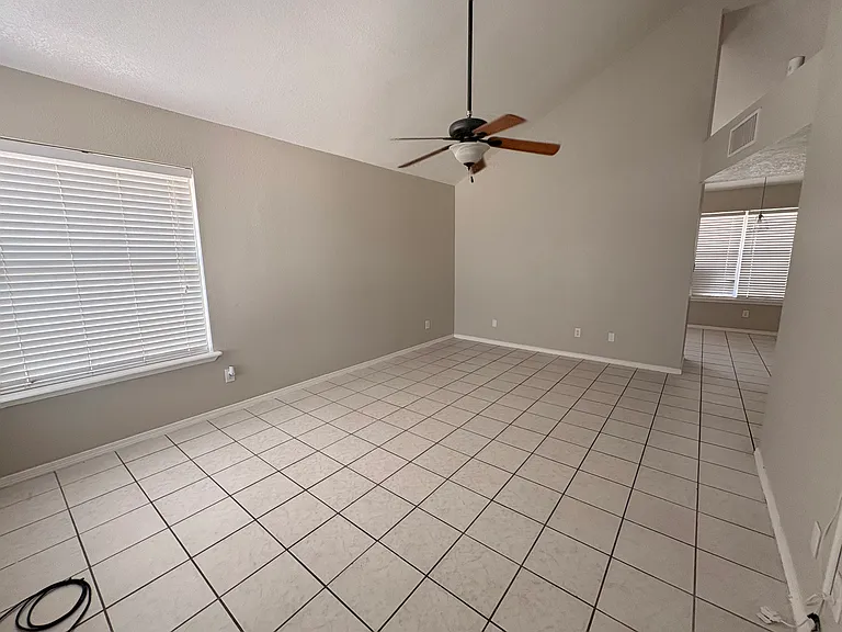 5837 Quail Dr — Photo 4