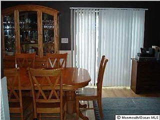 2nd image of 322 Crawford St