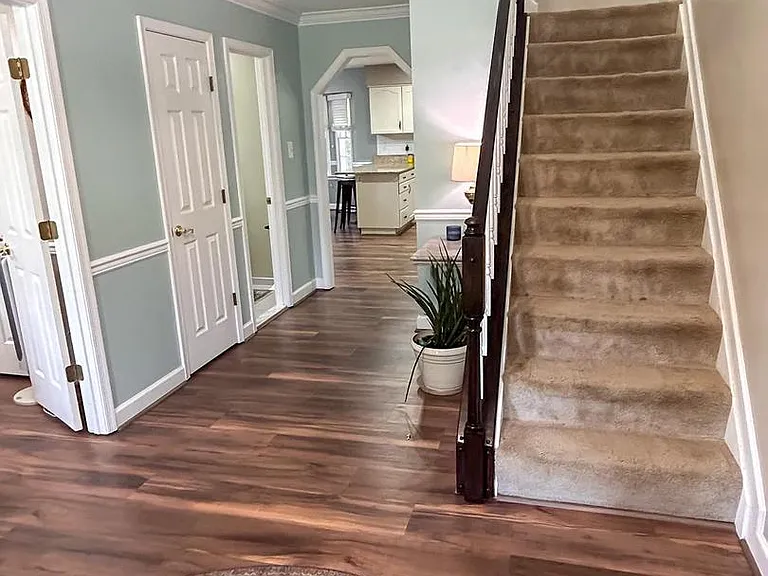 105 Westmoreland Ct — Photo 23