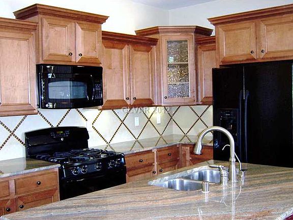 5th image of 10546 Verona Wood St