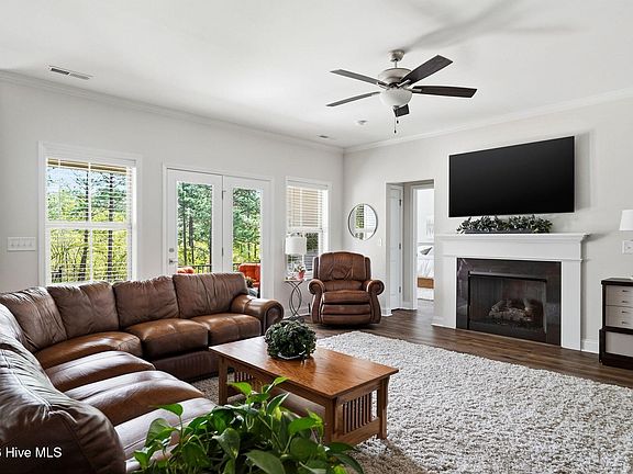 4th image of 103 Rector Drive