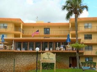 9273 SW 8th St APT 220, Boca Raton, FL 33428