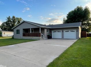 109 S Smith St, Olds, IA 52647