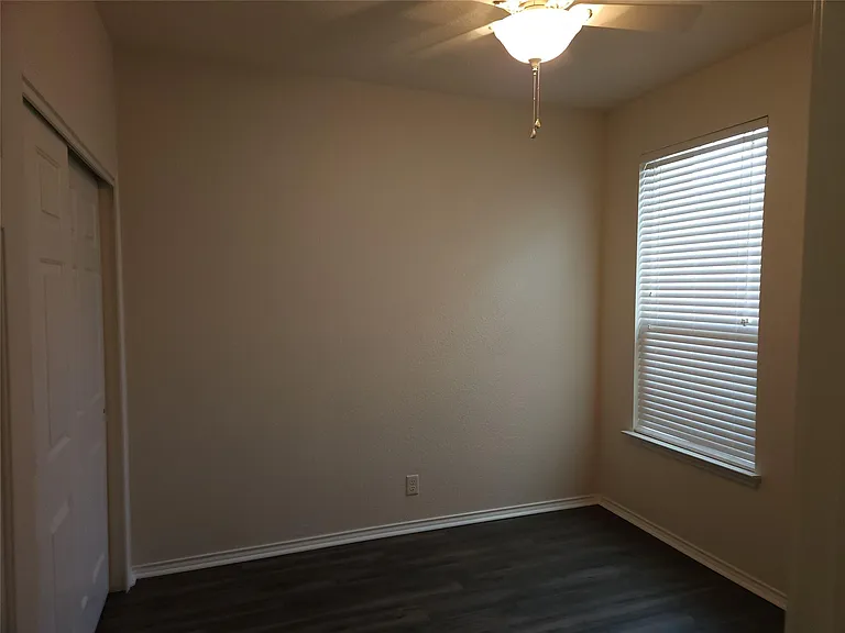 205 Beech Dr — Photo 8