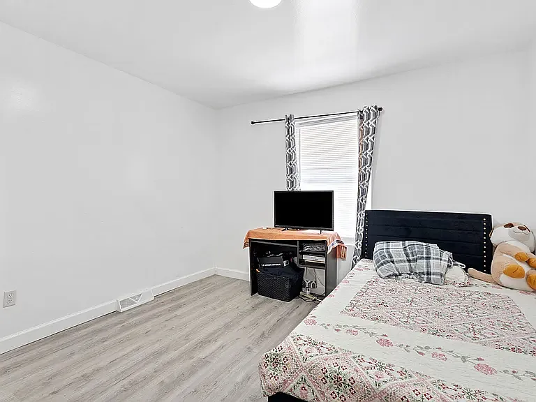 305-307 Hightower Rd #2 — Photo 17