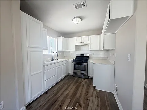 215 N Spruce Ave Photo 1