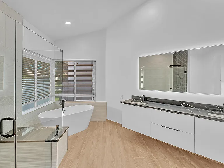 3420 Washington Ln — Photo 15