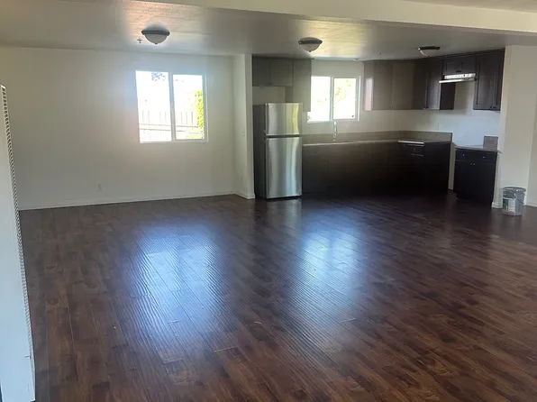 201 W 107th St, Los Angeles, CA 90003