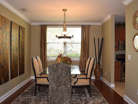 4th image of 160 Hidden Palms Ln