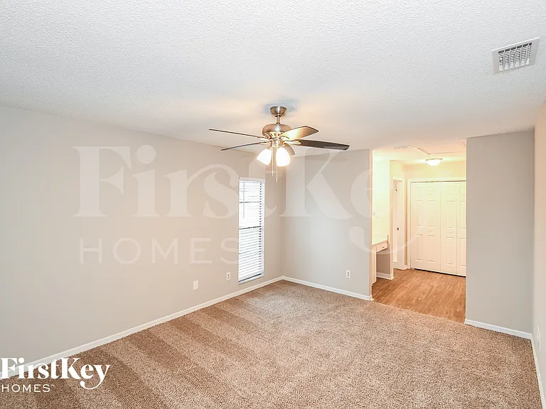 798 Gilda Dr — Photo 12