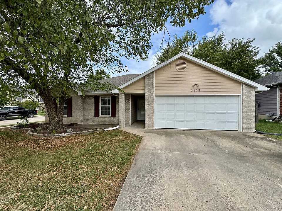 2105 Saratoga Dr