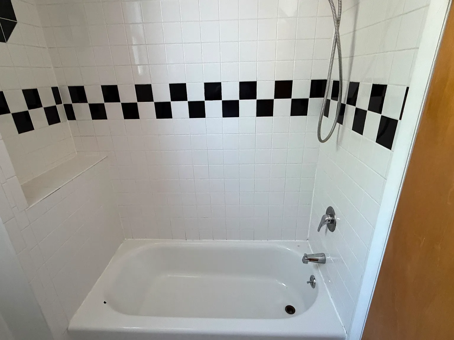2 bed, 1250 sqft, $1,400 — Photo 3