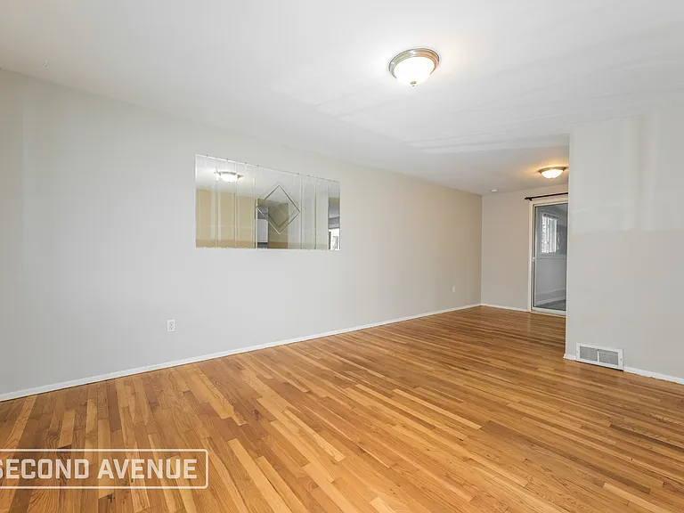 764 Five Pines Rd — Photo 8