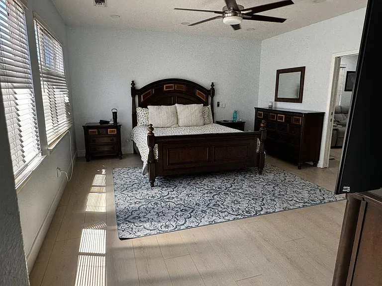 11239 Vandemen Way — Photo 27