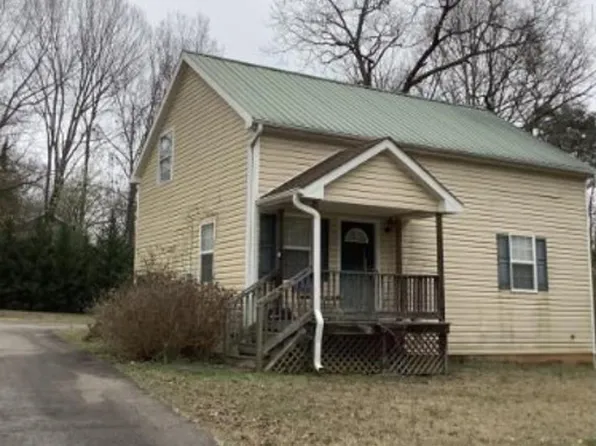 4151 Macarthur St, Winston Salem, NC 27107