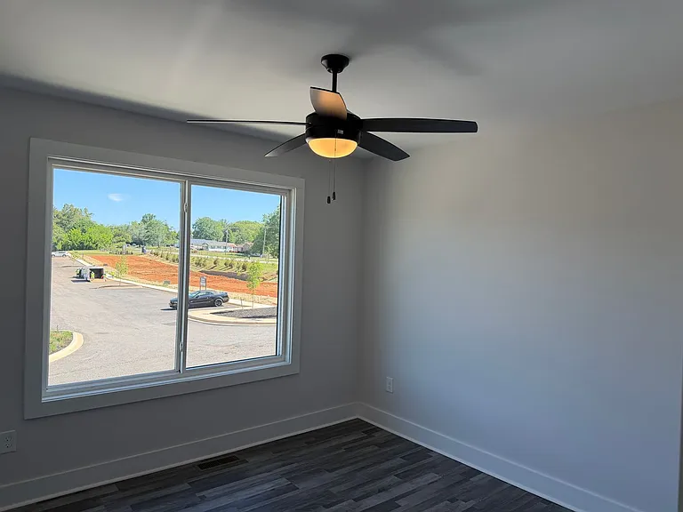 32 Allure Dr — Photo 16