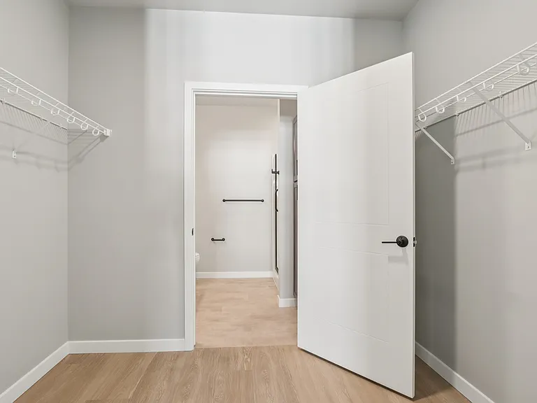 Karrick Apartments — Photo 26