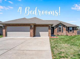 323 W Corsica St, Republic, MO 65738