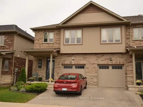 380 Lake St #43, Grimsby, ON L3M 0E8
